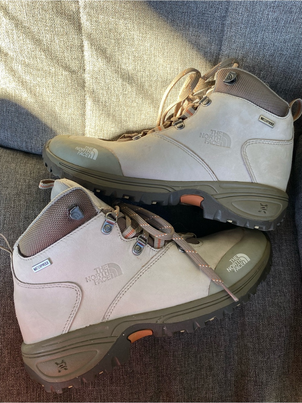 THE NORTH FACE Waterproof Hiking Boots - Size 9